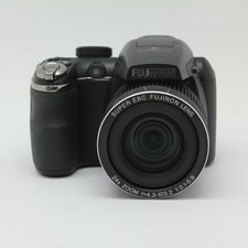 FUJIFILM FINEPIX S3200 Digital Camera Excellent Condition with Accessories