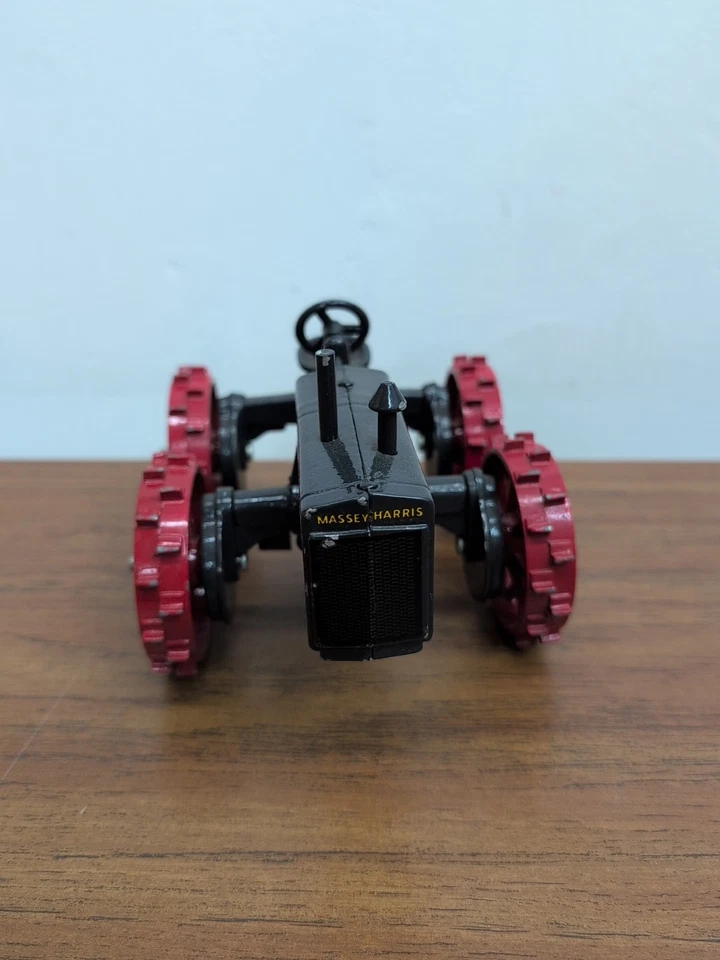 Scale Models Massey Harris 1/16 4WD GP NO II tractor - Image 4 of 4