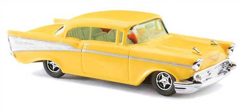 Busch 45026 Escala Ho 1957 Chevrolet Bel Aire Coupé - Ensamblado Amarillo,Blanco | Zustand: Nuevo