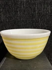 Pyrex Yellow Stripe Mixing Bowl 402 Made In USA 1 1/2 Qt. Excellent Condition