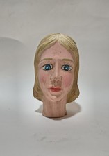 Testa grande antica di Angelica in legno, personaggio dei pupi siciliani. Dipint