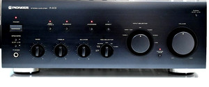 PIONEER  A-602  Stereo Vollverstärker  mit Netzteil für Komponentenanschluss