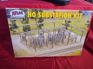 WUS2268 Woodland Scenics HO Substation (US2268