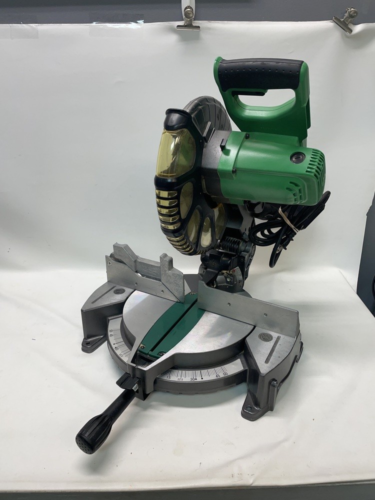Hitachi C10FCE2 MITER SAW