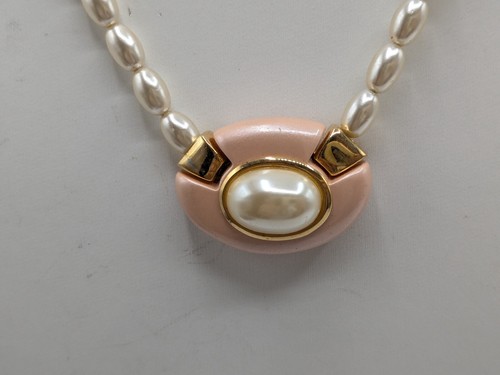 Vintage Napier Faux Pearl Cabochon and Pink Accent Gold Tone Signed - Picture 9 of 14