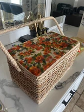 Vintage sewing basket with sewing kit inside 