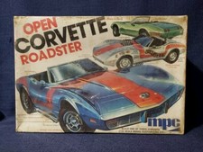 Mpc 1975 Open Roadster Corvette Model Kit 1-7506 125 Scale Sealed New In Box Mpc 1975 Open Roadster Corvette Model Kit 1-7506 125 Scale Sealed New In Box