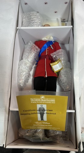 Ashton Drake Prince William Royal Bridegroom 17" Porcelain New in Box & Shipper - Picture 2 of 10