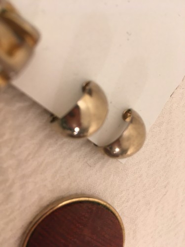 Lot 5 Pair Vintage Costume Clip-on Earrings Gold tone Mid Century Fabric Plastic - Picture 6 of 6