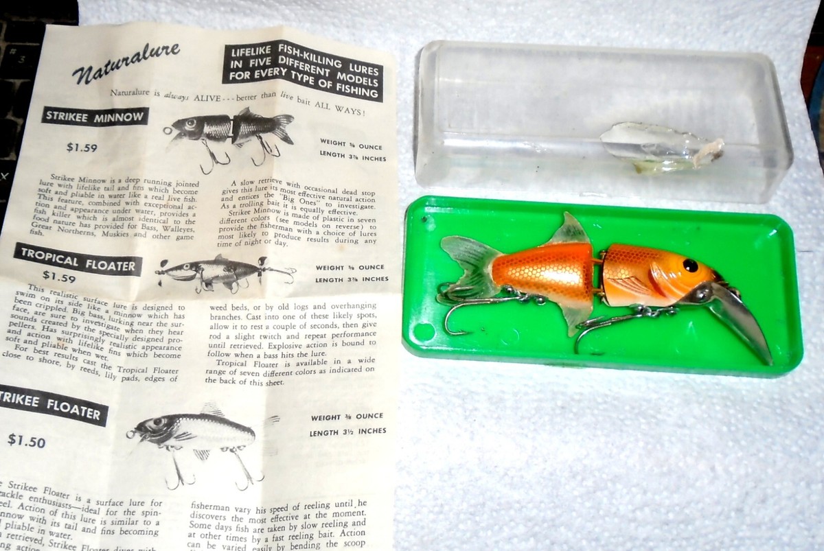 Vintage 1950's Naturalure Bait Co. STRIKEE MINNOW Fishing Vintage 1950's Naturalure Bait Co. STRIKEE MINNOW Fishing