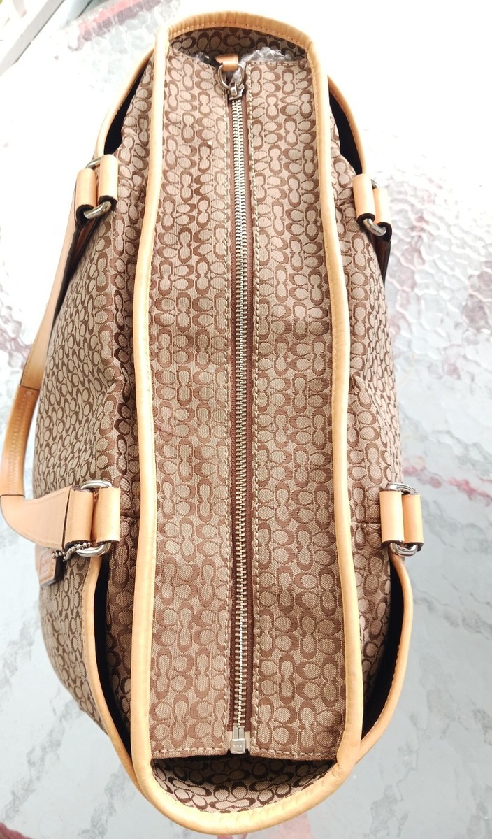 Coach F77014 Vintage Large Signature C Canvas w/Vachetta