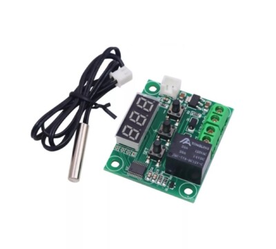2Pcs XH-W1209 DC12V  Digital Temp Thermostat Temperature Control Switch Plate C