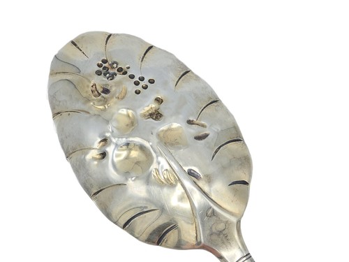 ANTIQUE 1923 TIFFANY & Co WINDHAM STERLING SILVER SPOON ~ 8.5" / 98g - Picture 8 of 21