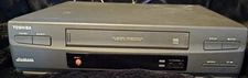 Toshiba M622 VHS VCR Not Working - Will Power Up- Tape Stuck Parts Or Repair