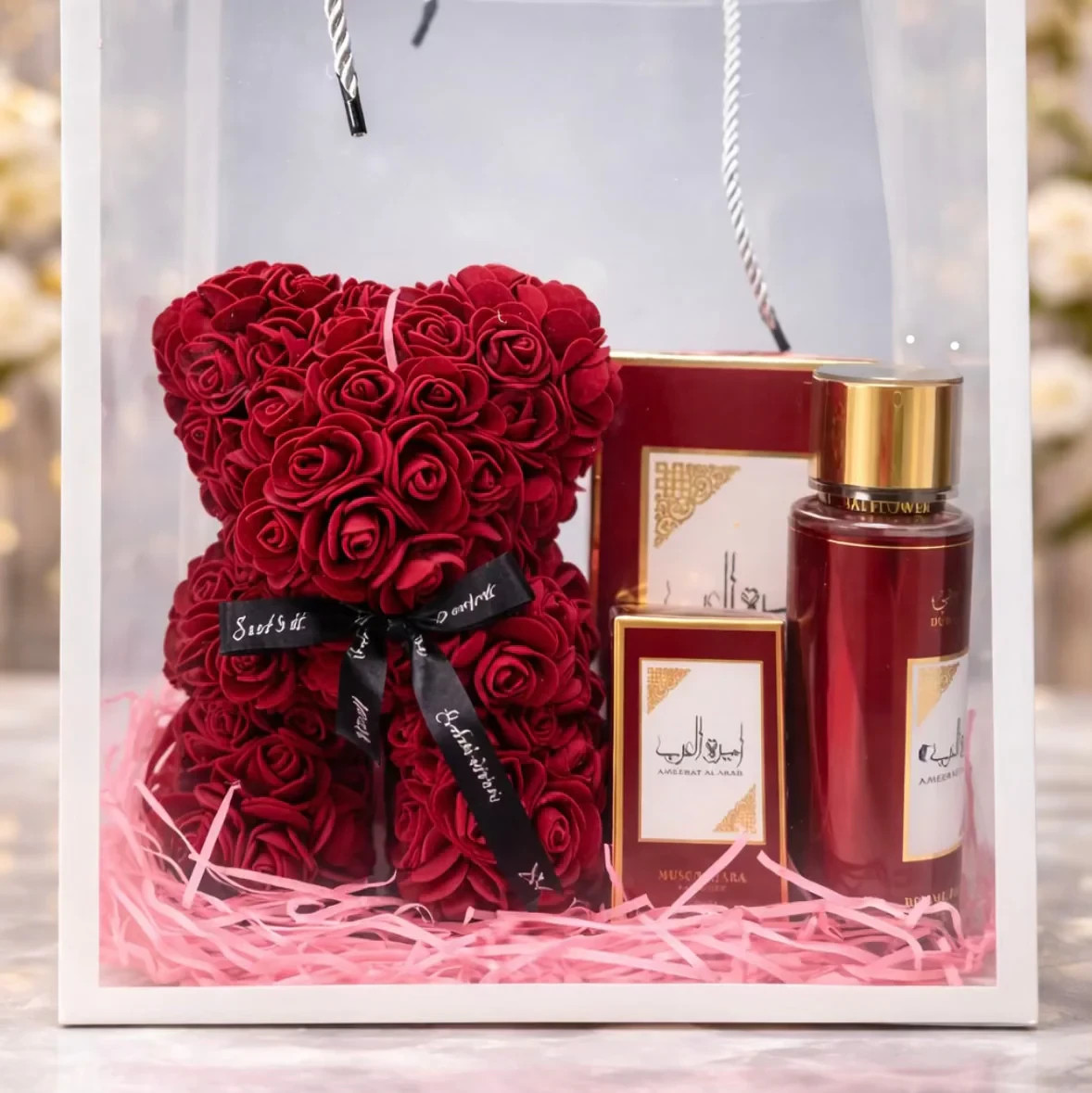 Coffret parfum Ameerat Al Arab et son ours en rose éternelle rouge