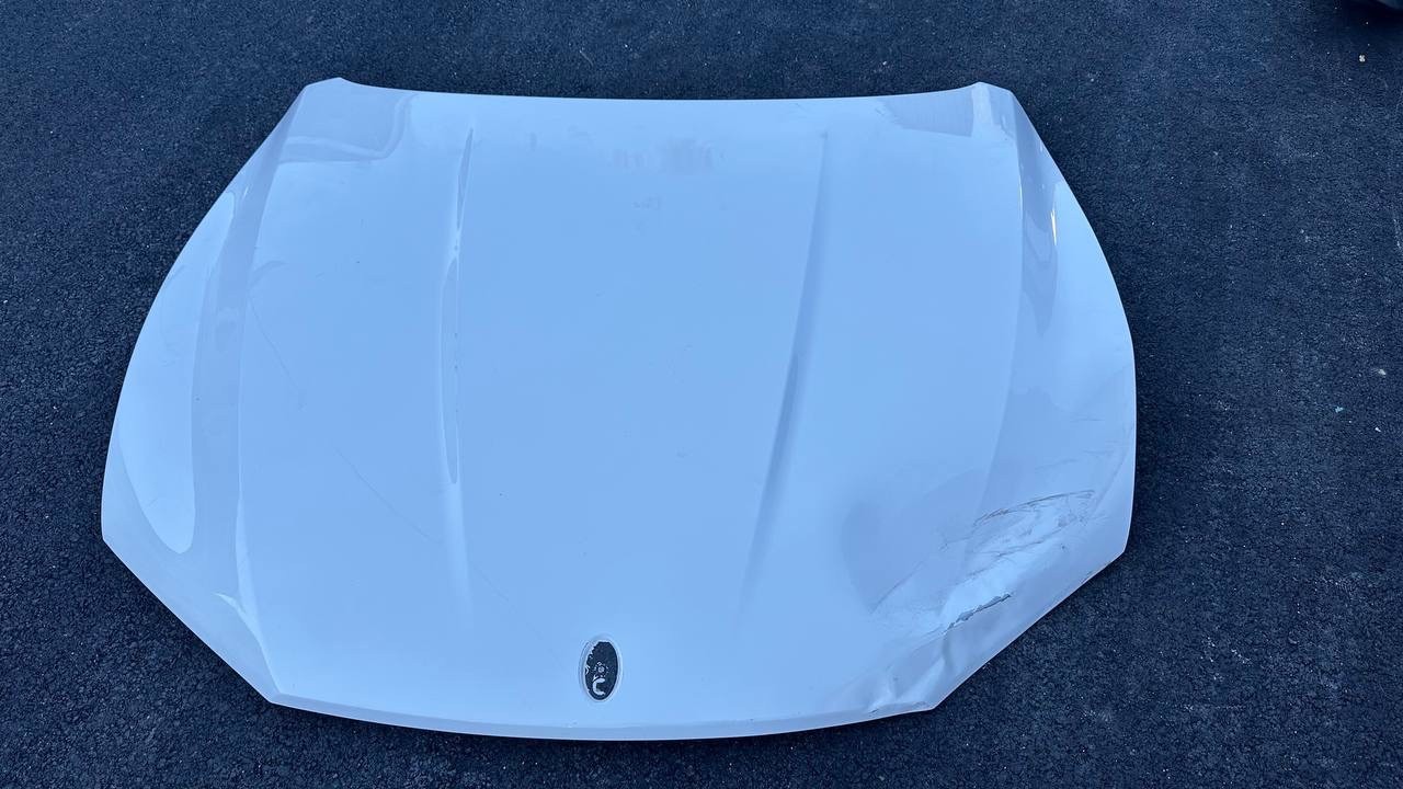 Maserati Levante 2017-2024 Hood