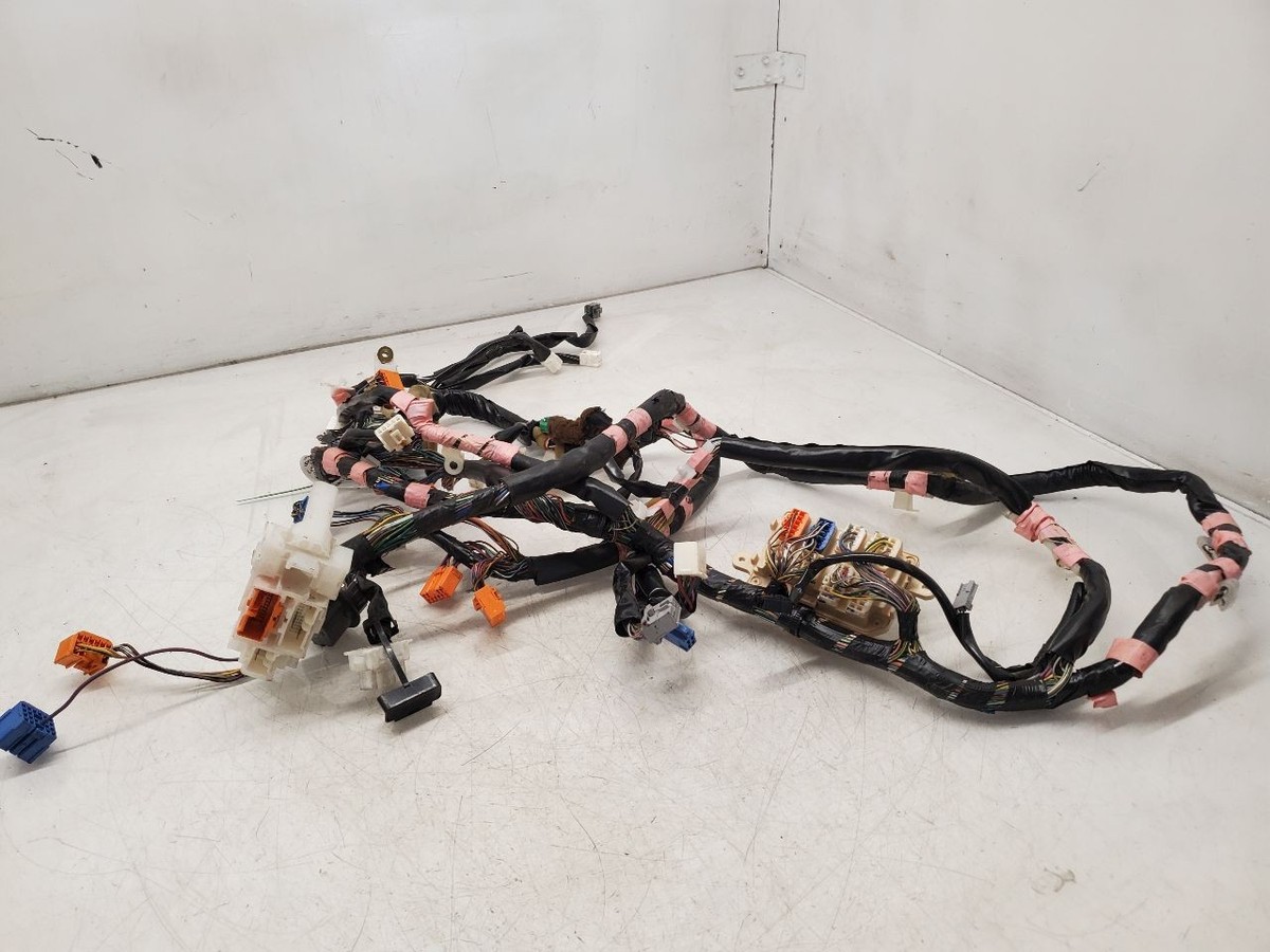 ゆき　756539 5855_BLAC_1800x_processed_a42e