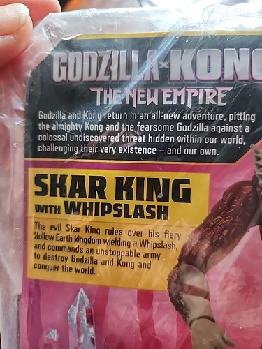 Godzilla x Kong ☆ The New Empire - Skar King with Whipslash ☆ New In Pkg ☆ KONG - Picture 4 of 18
