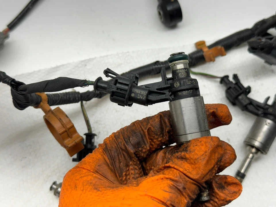 正品 4 燃油喷射器-高压喷射器 GDI 适用于通用 2016 别克 Verano 2.0 — 第 2/4 张图片