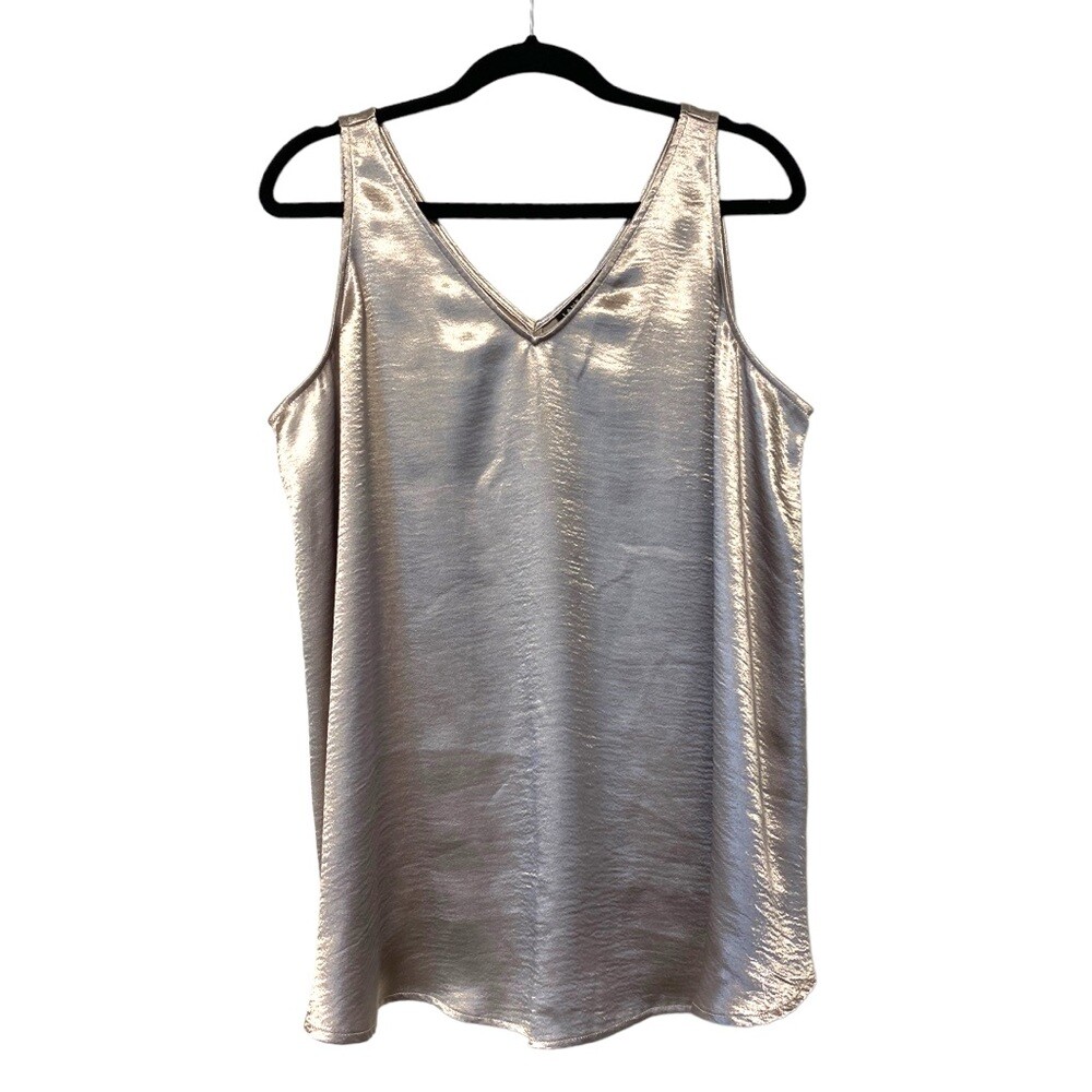 silver metallic sleeveless top