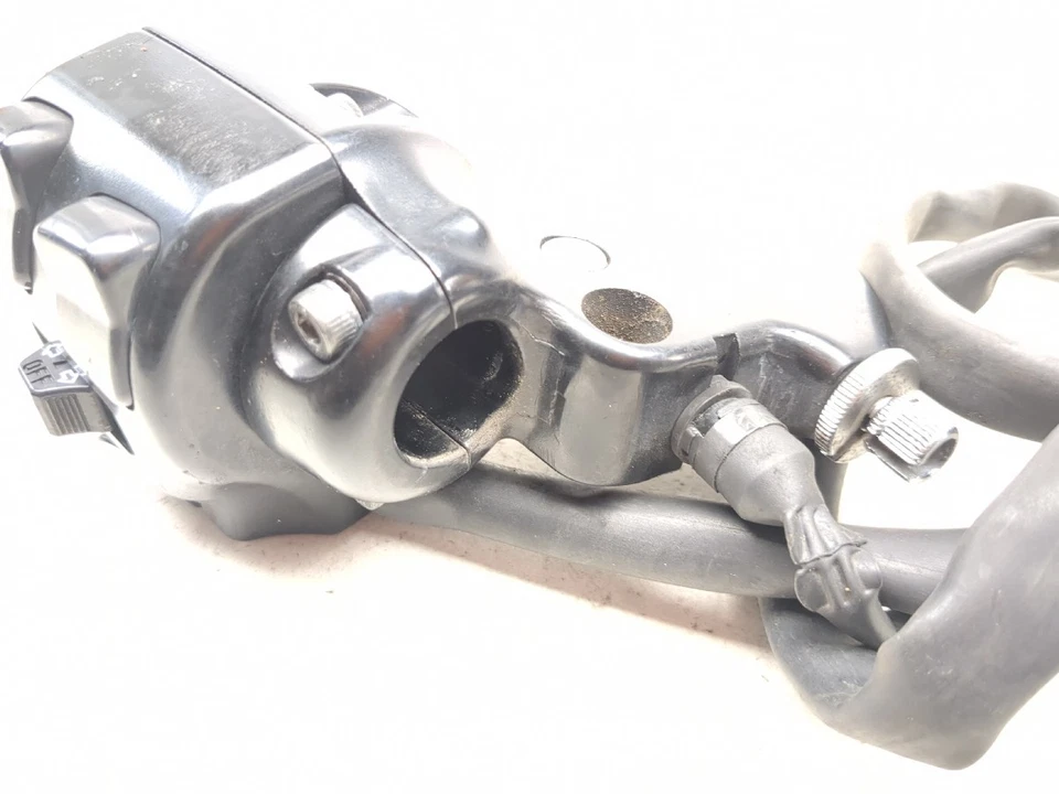 09-17 Triumph Thunderbird 1600 embrague izquierdo palanca percha con interruptor de control izquierdo Foto 4 de 4