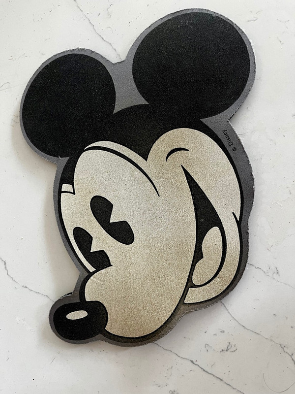 MICKEY MOUSE MOUSE PAD -- OFFICIAL DISNEY PRODUCT - PERFECT CONDITION _