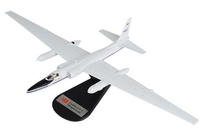 HA6905 Hobby Master ER-2 Dragon Lady 1/72 Model N809NA NASA Dryden Flight
