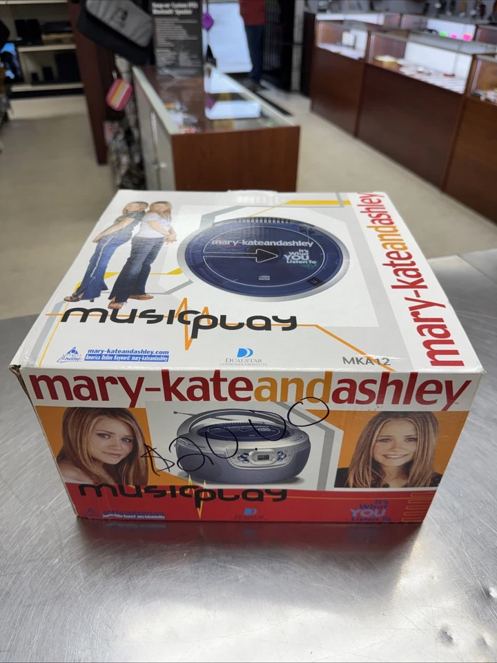 2002 Mary-Kate und Ashley Emerson Musicplay MKA12 TRAGBARE CD-STEREOANLAGE