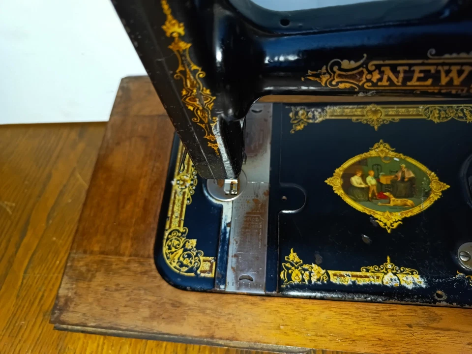 Vintage Hand Crank Sewing Machine Manual New Home Head Only UNTESTED  - Image 3 of 4