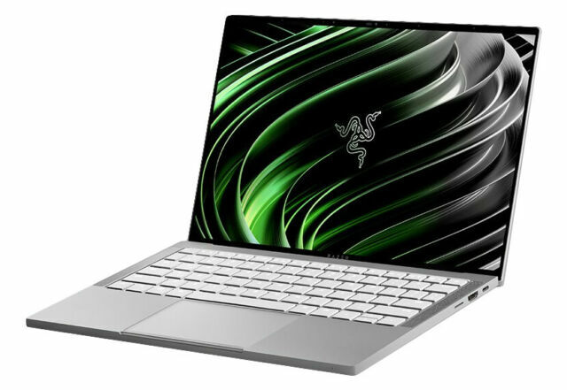 Razer Book 13.4