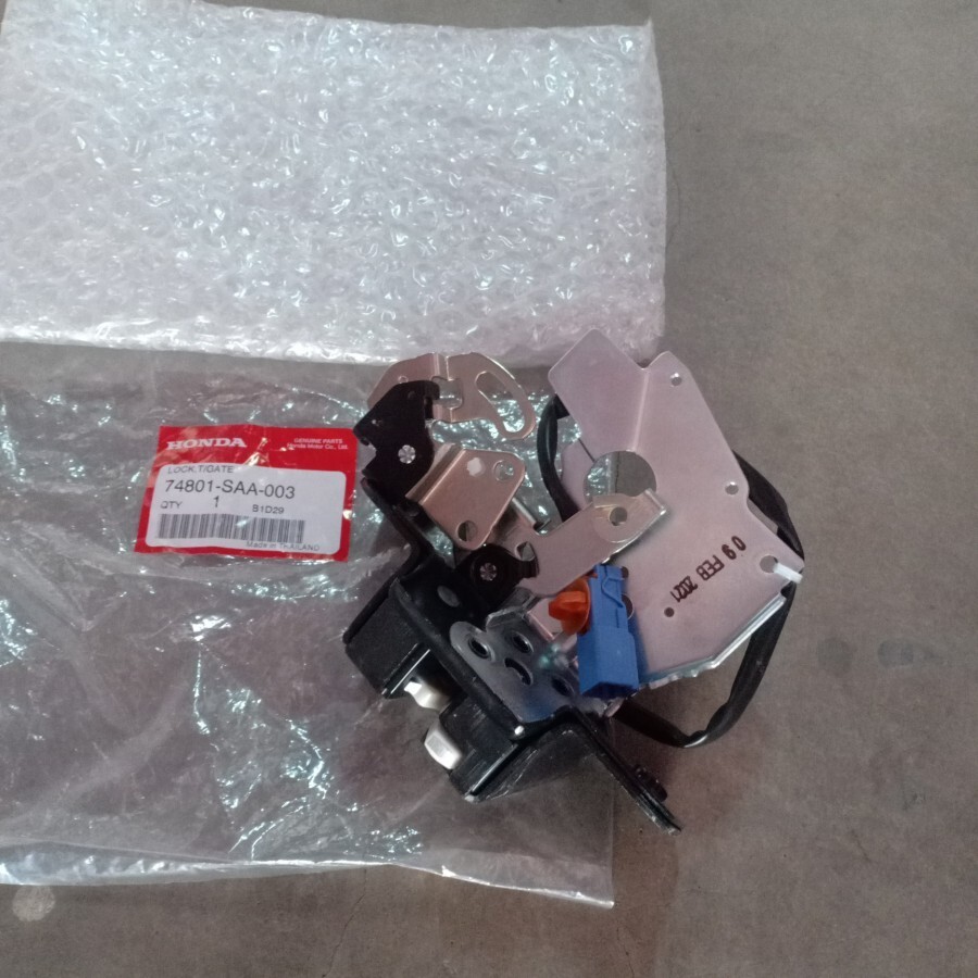 Genuine Tailgate Lock Hinge Latch 03-08 Honda Jazz Fit 74801-SAA