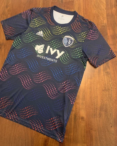 Sporting KC Jersey Mens M Adidas Pride Kansas City Soccer Rainbow 19/20 MLS