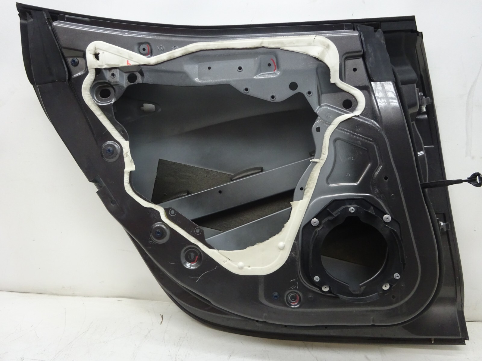 2014-2019 Maserati Ghibli Rear Left Driver Side Door Shell Gray OEM DE240210