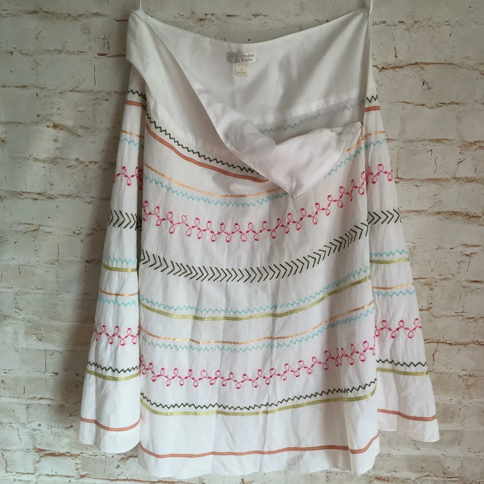 Christopher & Banks Women's Size 6 White Embroidery Sequin Cotton Flare Skirt - Image 4 of 4