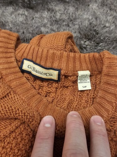 Two Mens GH Bass Co Crew Neck Cable Knit Sweaters - Size Small - Holiday Sweater - Picture 7 of 10