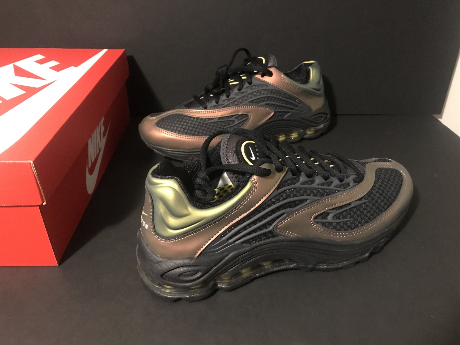 nike tuned air max celery