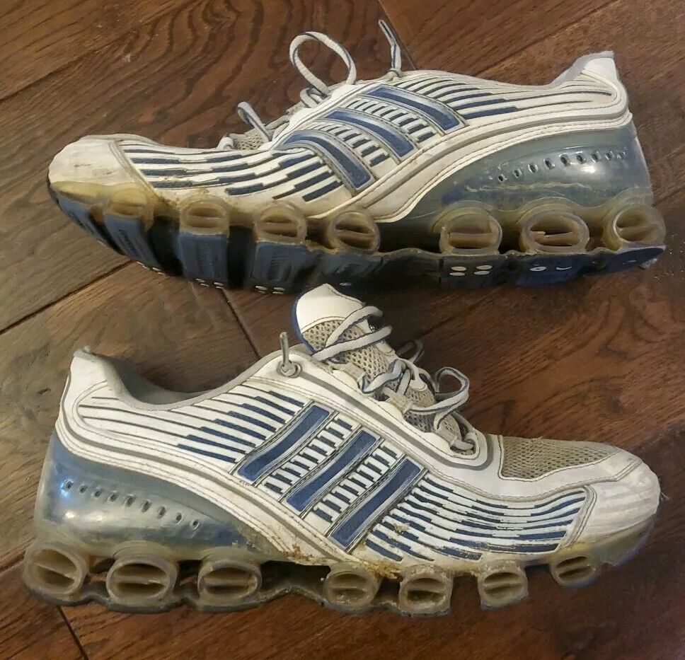 CHEAP DISTRESSED GREAT LOOKING VINTAGE 2008 ADIDAS BOUNCE CHEAP DISTRESSED GREAT LOOKING VINTAGE 2008 ADIDAS BOUNCE