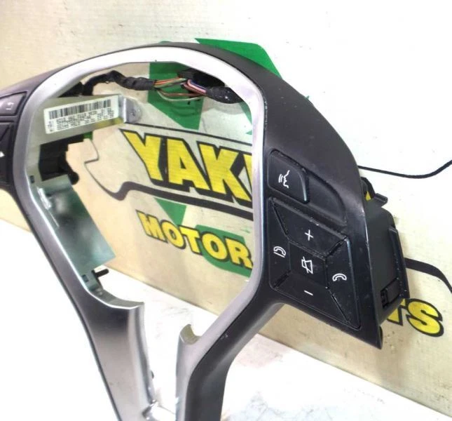 Cubierta de moldura de volante 12-15 Mercedes Benz E350 OEM plateada DESNUDA  Foto 4 de 4