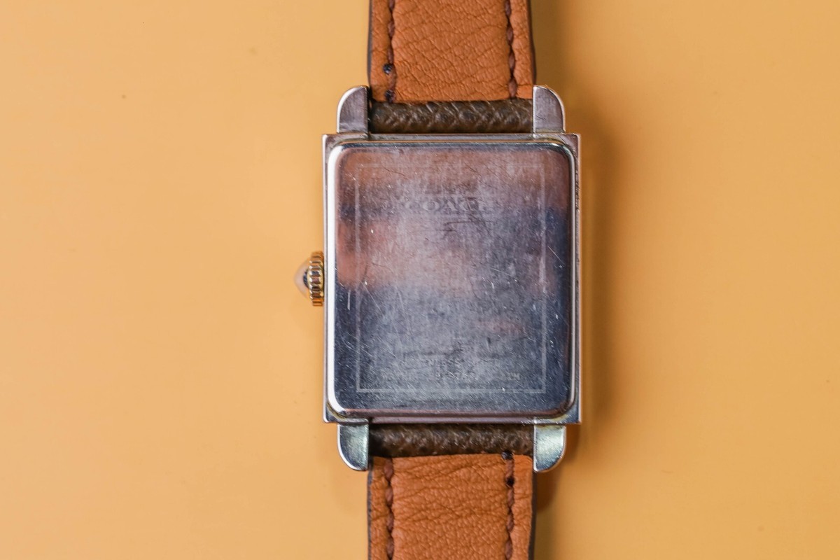 Coach Rectangular Case 41x29mm White Dial Swiss Movement Mens