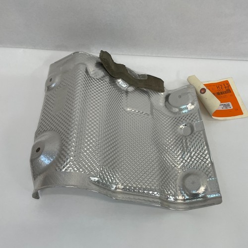 2010 2016 Mercedes E350 3.5L V6 Exhaust Heat Shield Right A2126800422