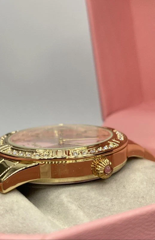 Juicy Couture 42mm Quartz Women's Fashion Wristwatch - Image 3 of 4