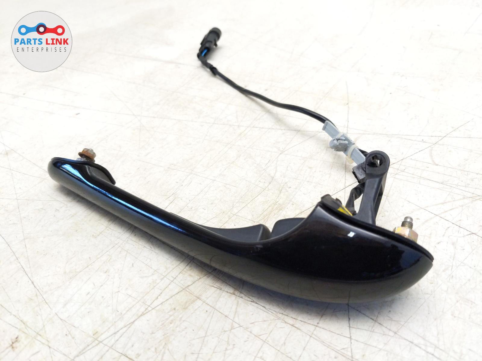 2007-19 MASERATI GRANTURISMO FRONT RIGHT DOOR HANDLE GRAB GRIP OUTER OPENER M145
