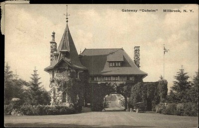 Millbrook NY New York Gateway Daheim c1900-20s Vintage Postcard