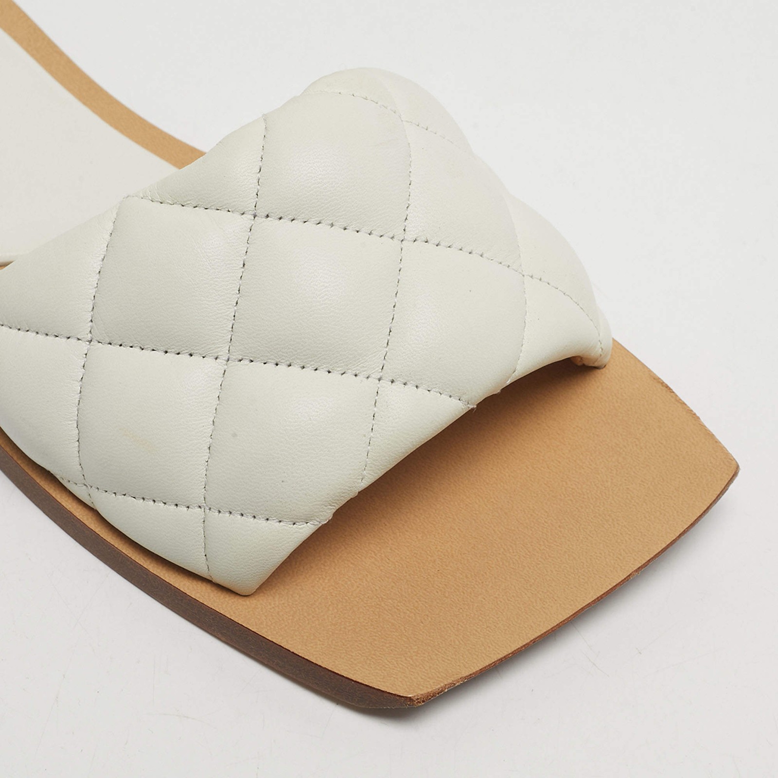 Bottega Veneta Lido Size 36 White Leather Flat Slides thumbnail 8