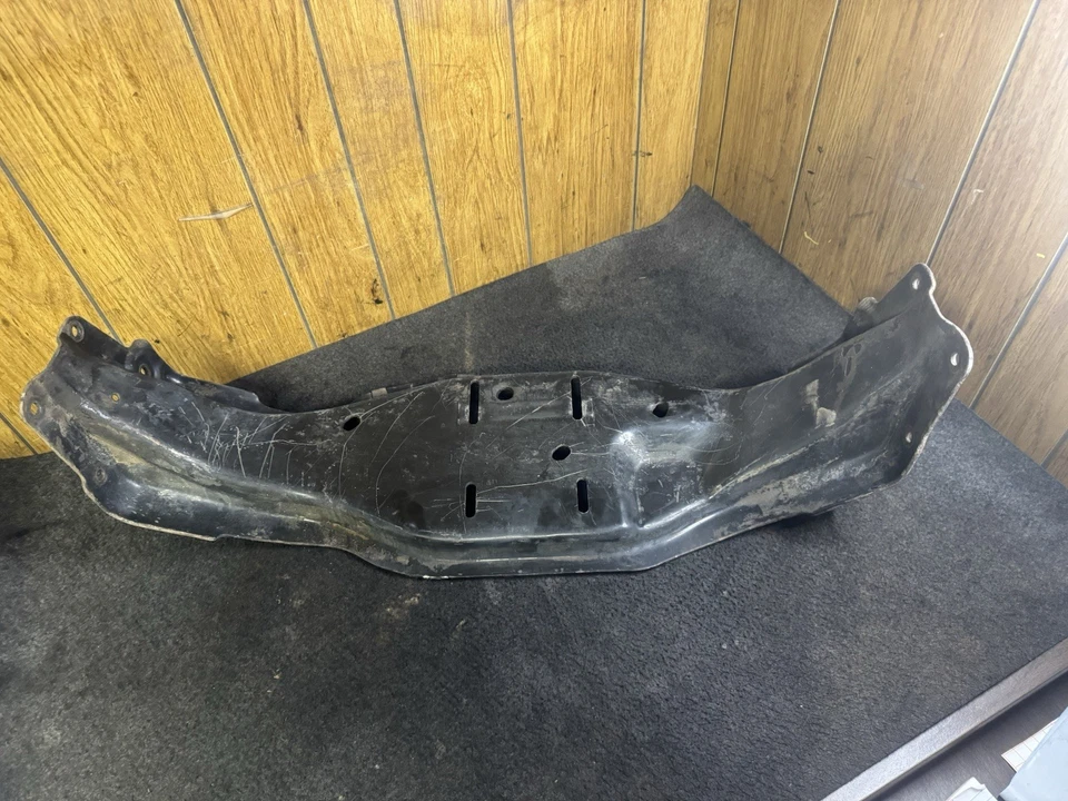 1998.5-2002 Ram 2500 3500 5.9L Cummins Diesel em transmissão 4x4 Crossmember - Imagem 3 de 4