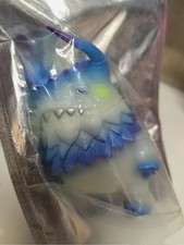 IN-STOCK Dan Kaiju POGOLA Gradient Blue Bull Horn Monster Limited Figure SOFUBI