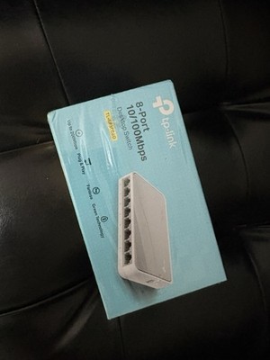 TP-Link TL-SF1008D 8-Port 10/100Mbps Desktop Ethernet Switch Plug & NEW Sealed