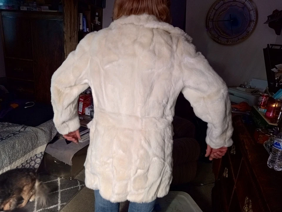 Abrigo Chaqueta Vintage Country Pacer Piel Blanca Largo Medio Cuello en V Cintura Contorneada Foto 4 de 4