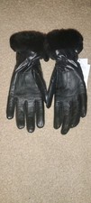 Women's Ugg Quilted All Weather Black Fur Cuff Winter Gloves Size Small NWT