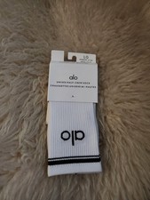 * Alo Yoga Women's White Size UK 3-7 *